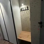 M1 W Centrum Wiela Apartment *