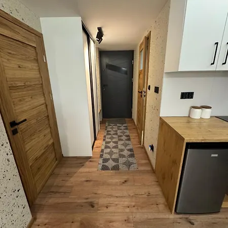 M1 W Centrum Wiela Апартаменты