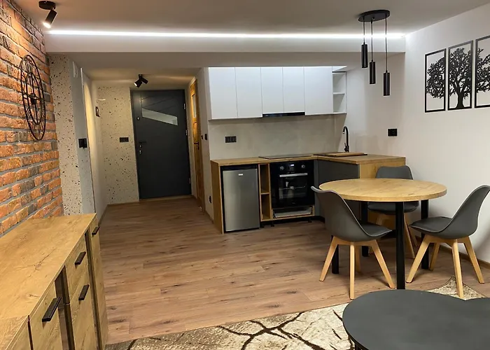 M1 W Centrum Wiela Апартаменты Веле