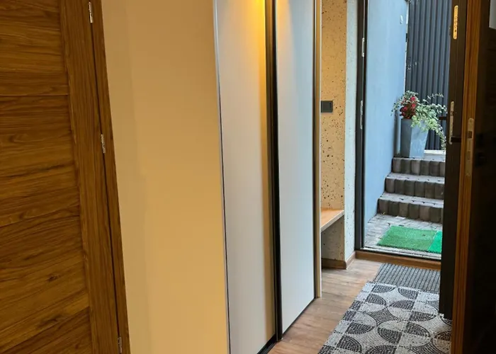 M1 W Centrum Wiela Διαμέρισμα