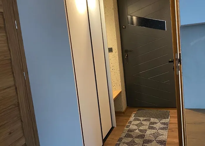 M1 W Centrum Wiela Апартаменты